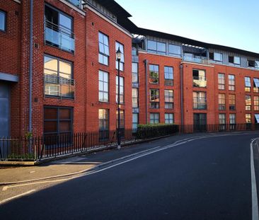 2 bedroom flat to rent - Photo 6