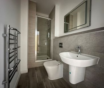 Edinburgh Gate, Harlow - Photo 2