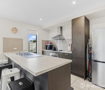 Modern Family Living With Side Access to Yard - Photo 6