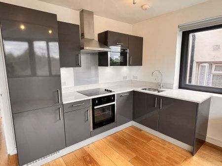 Studio to rent - Photo 3