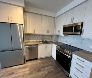 For Lease - 95 Oneida Crescent Unit# 1901, Richmond Hill, Ontario - Photo 4