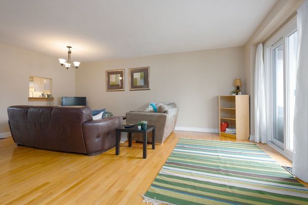 For Lease - 2557 Flannery Drive, Billings Bridge - Riverside Park and Area, Ontario - Photo 1