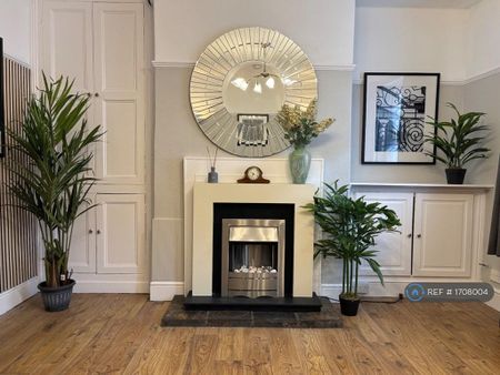 2 bedroom terraced house to rent - Photo 5