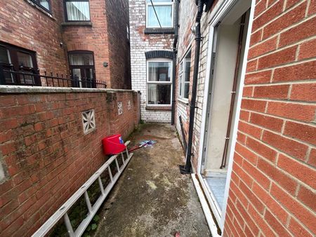 Kimbolton Avenue, Nottingham - Photo 5