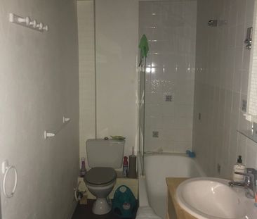 Location Appartement 2 pièces 49m² - Photo 6