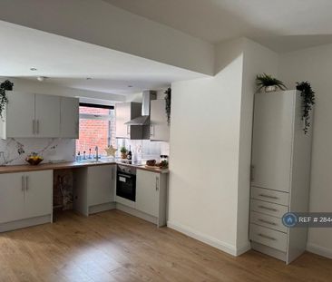 3 bedroom terraced house to rent - Photo 6