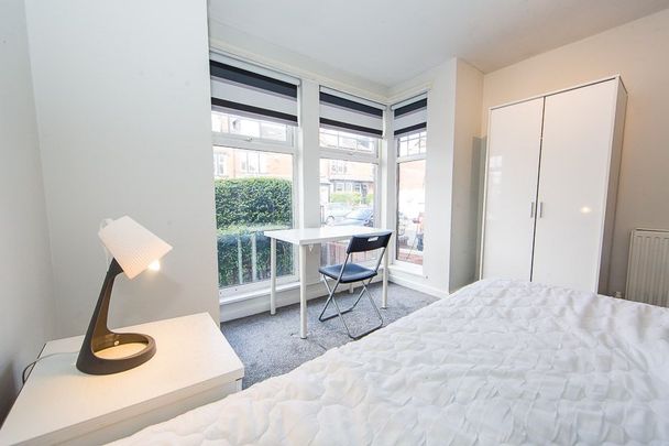 B Headingley Mount, Headingley, Leeds - Photo 1