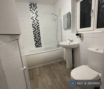 1 bedroom in a house share to rent - Photo 6