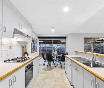 Narre Warren South - Photo 3