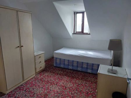 39b, Church Street - Photo 3