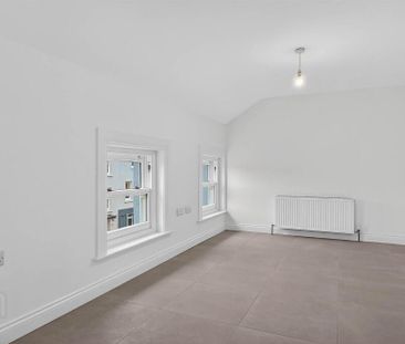 Apt 3, 51 53bridge Street, Lisburn, BT28 1XZ - Photo 1