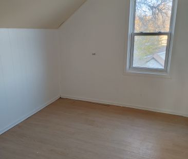 1571 Garnet St, Regina - Photo 3