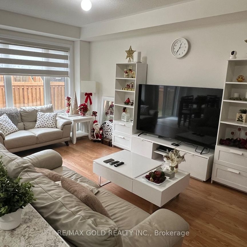 For Lease - 31 Tamworth Terrace, Barrie, Ontario - Photo 1