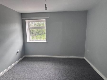 43a Main Street, Lisbellaw, Enniskillen, BT94 5ER - Photo 2