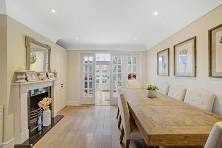 4 bedroom semi-detached house to rent - Photo 5