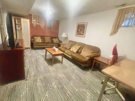 For Lease - 886 Danforth Road, Toronto, Ontario - Photo 2