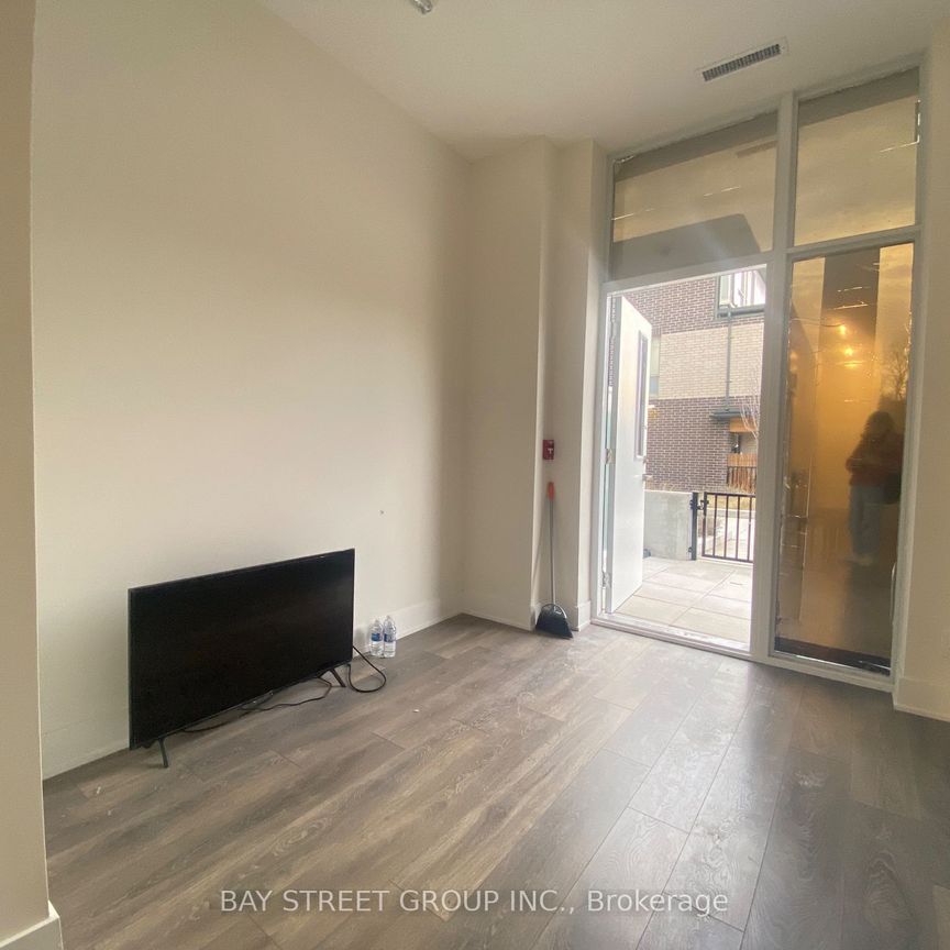 For Lease - 188 Fairview Mall Drive Unit# 110, Toronto, Ontario - Photo 1