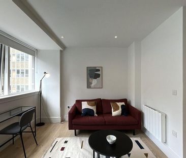 Studio to rent - Photo 2