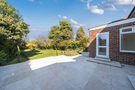 Wadham Close, Shepperton, Surrey, TW17 - Photo 5