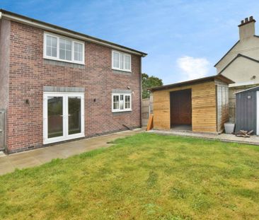 3 bedroom detached house to rent - Photo 4