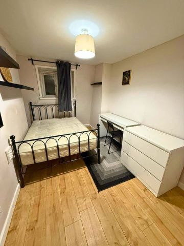 Room in a Shared House, East India Dock Road, E14 - Photo 5