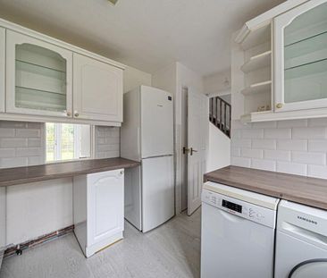 3 bedroom terraced house to rent - Photo 6