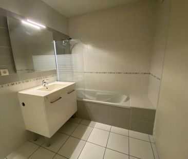 Location Appartement 6 pièces 69m² CHAMBERY 73000 - Photo 6