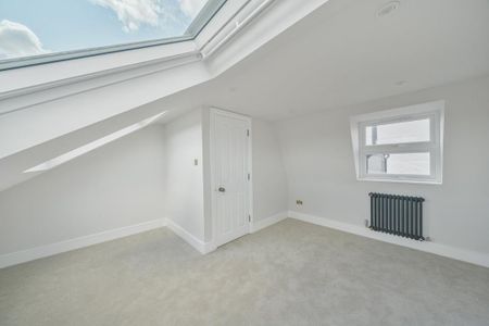 5 bedroom terraced house to rent - Photo 4