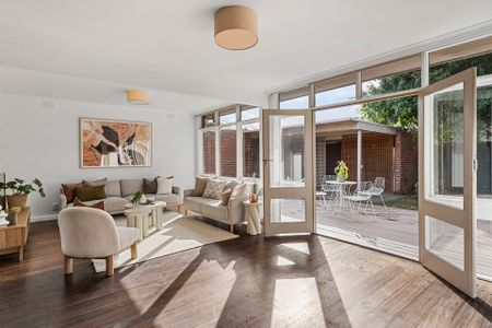 4 Westley Avenue, Brighton VIC 3186 - House For Rent | Domain - Photo 5
