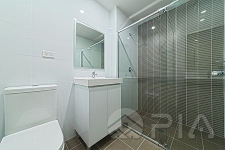 Two bedrooms plus a good- size Study Apartment, Do not miss out. - Photo 3