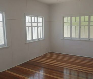 398 Mayers Street, Edge Hill QLD 4870 - House For Rent | Domain - Photo 3