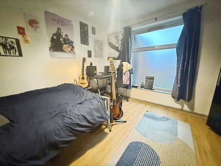 5 bedroom terraced house to rent - Photo 4