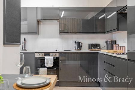 1 bedroom in a house share to rent - Photo 5