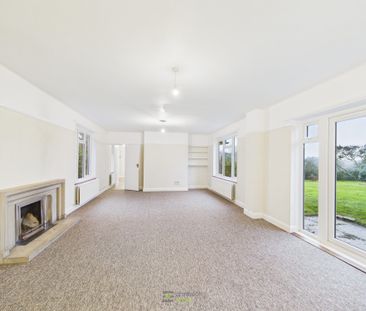 Church Lane, Hambledon, PO7 - Photo 1