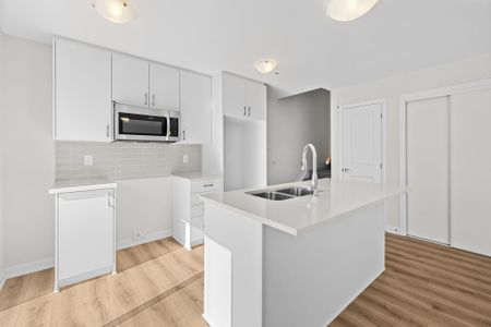 For Lease - 913 Creekway Private, Kanata, Ontario - Photo 3