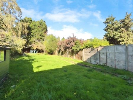 1 bedroom semi-detached house to rent - Photo 5