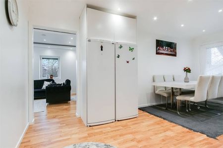 Norsborg - 5rok - tillsv - 19.550kr/mån - Photo 5