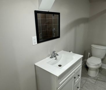 For Lease - 6 Hollingsworth Circle Unit# Lower, Brampton, Ontario - Photo 4