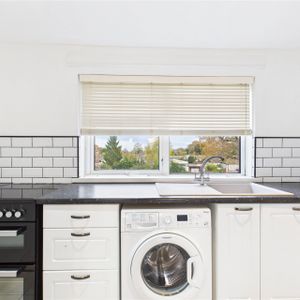 Brunel Close, Maidenhead Brunel Close, Maidenhead - Photo 2