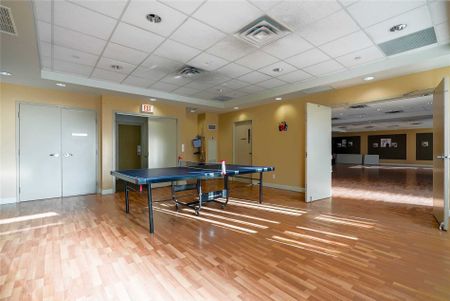 For Lease - 3650 Kingston Road Unit# 424, Toronto, Ontario - Photo 3