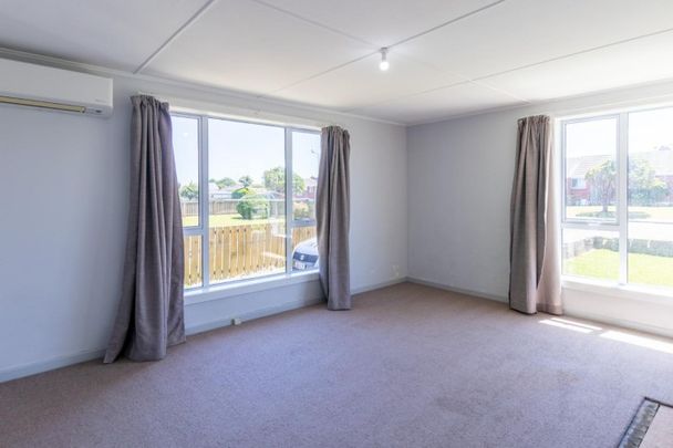 Cosy 2 Bedroom home in Strathern! - Photo 1