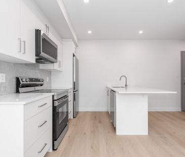 For Lease - 319 Shakespeare Street Unit# 7, Vanier and Kingsview Pa... - Photo 3