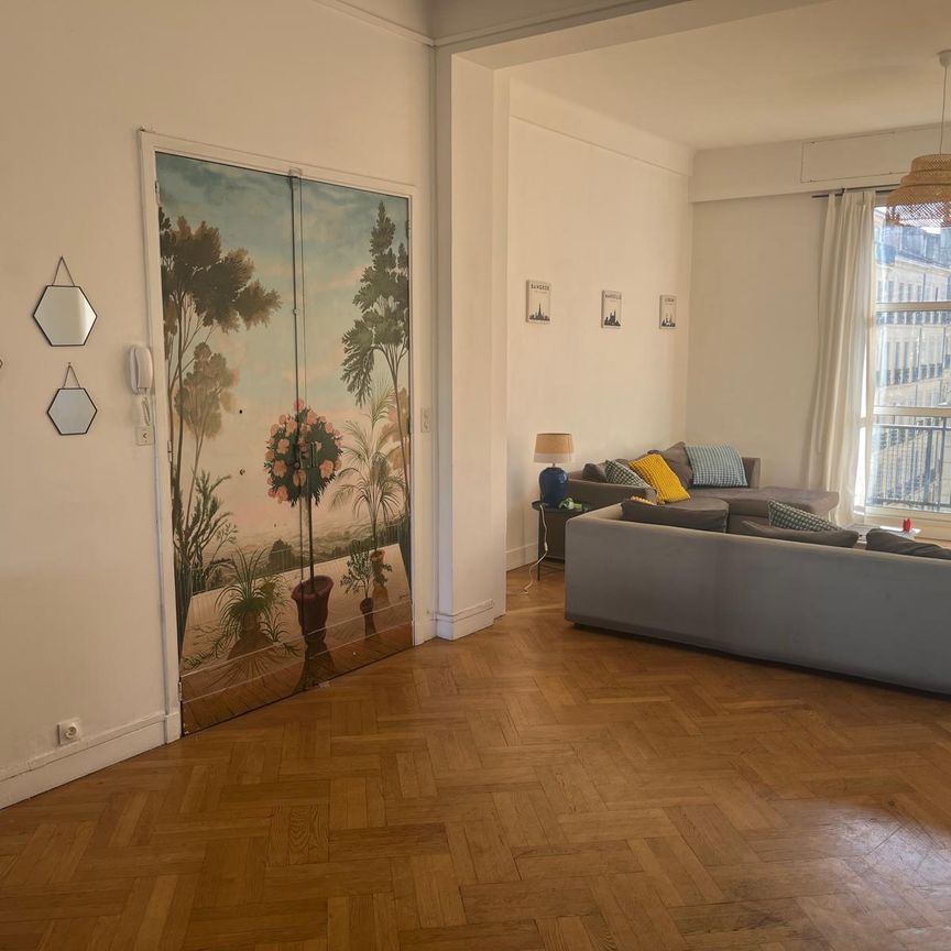 Location Appartement 4 pièces 135m² MARSEILLE 1er - Photo 1