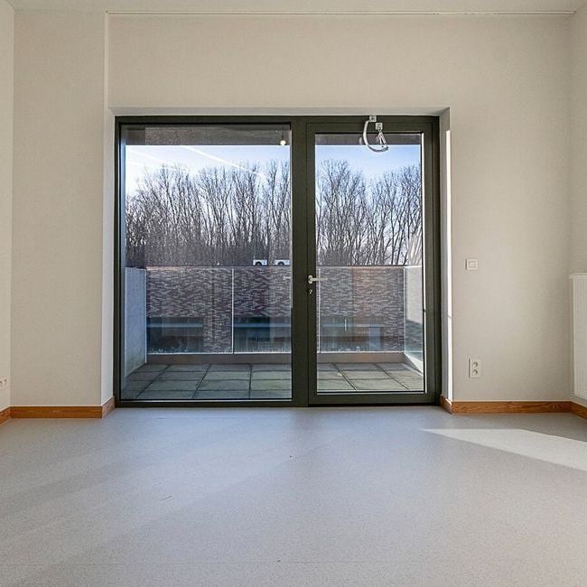 Serviceflat te huur in Antwerpen voor € 1.977 met 2 slaapkamers - Photo 1