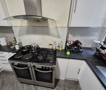 4 Bed Terraced House, Boundary Road, LE2 - Photo 4