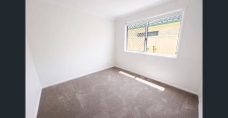 Updated 3 Bedroom Duplex in Prime Labrador Location - Photo 2