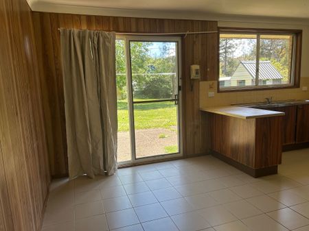 Three Bedroom Home - Photo 5