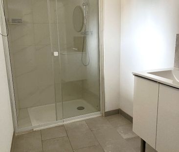 Location Appartement 2 pièces 33m² - Photo 2