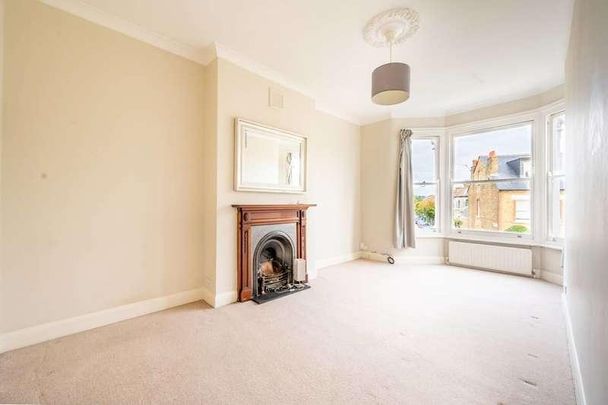 Elms Crescent, Abbeville Village, SW4 - Photo 1