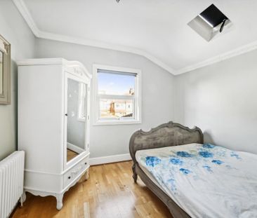 5 bedroom semi-detached house to rent - Photo 3